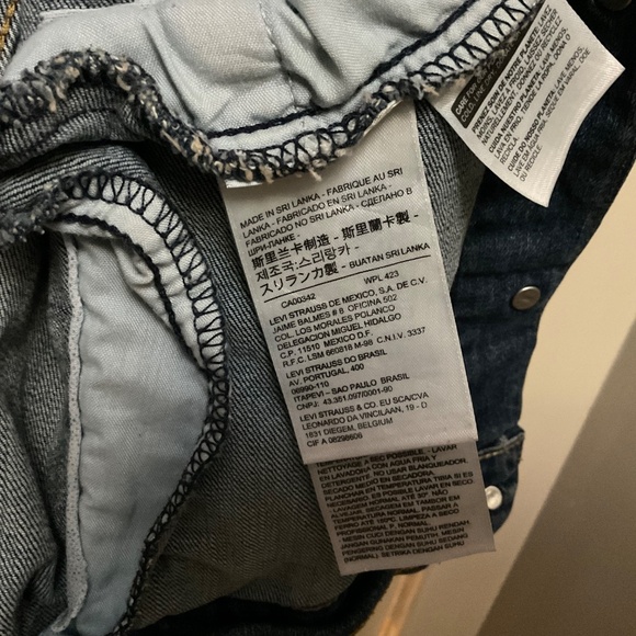 Levi’s Jean Jacket Size Medium - Picture 14 of 14